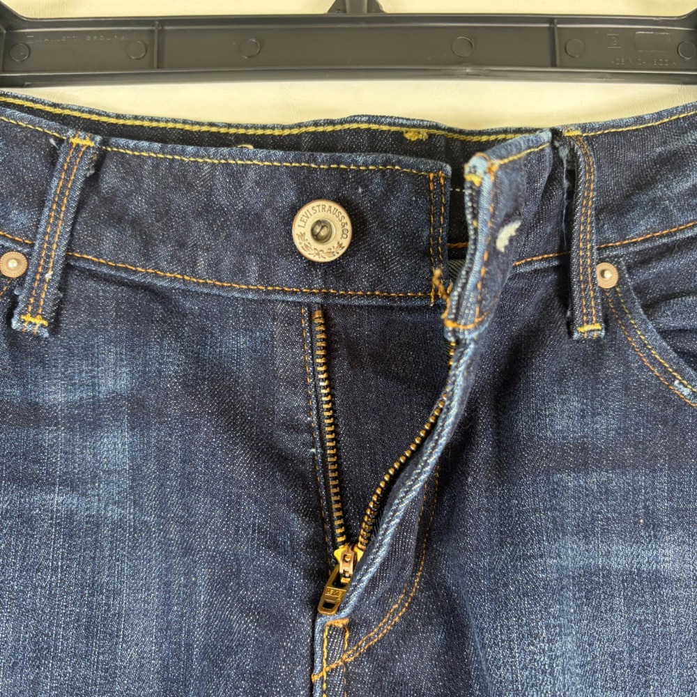 Levis Bold Curve Skinny Straight Jeans Womens 31x32 Dark Wash Distressed Denim - Picture 13 of 15